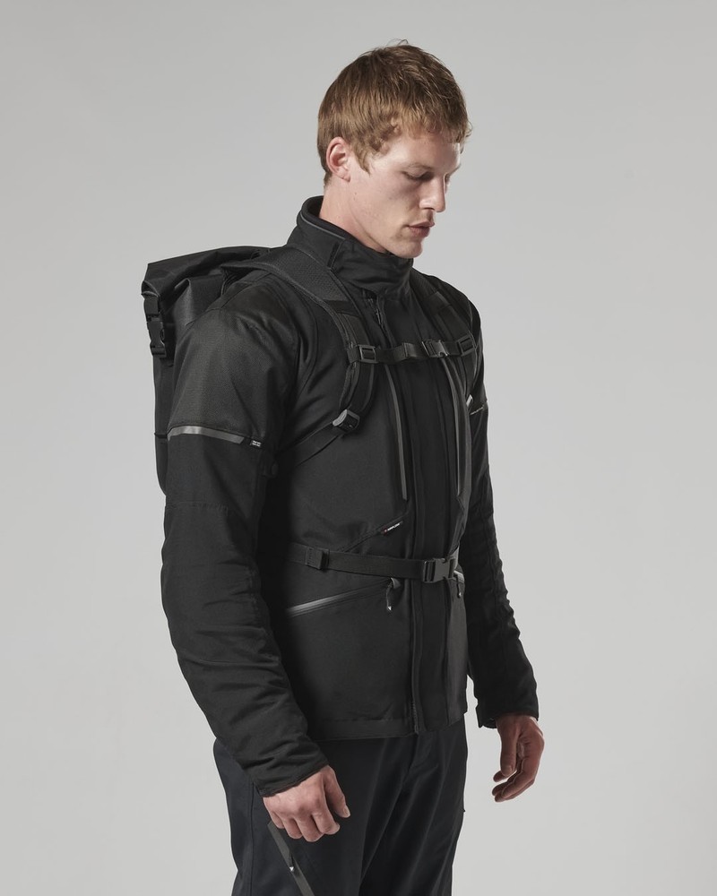 Triumph MLUA24006 - Ultralite 25L Waterproof Motorcycle Backpack Bag