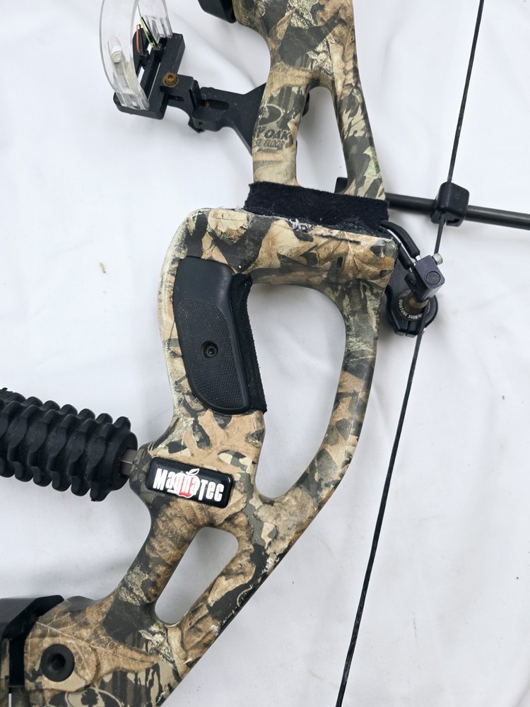 Hoyt ZR200 Compound Bow 50-60lb