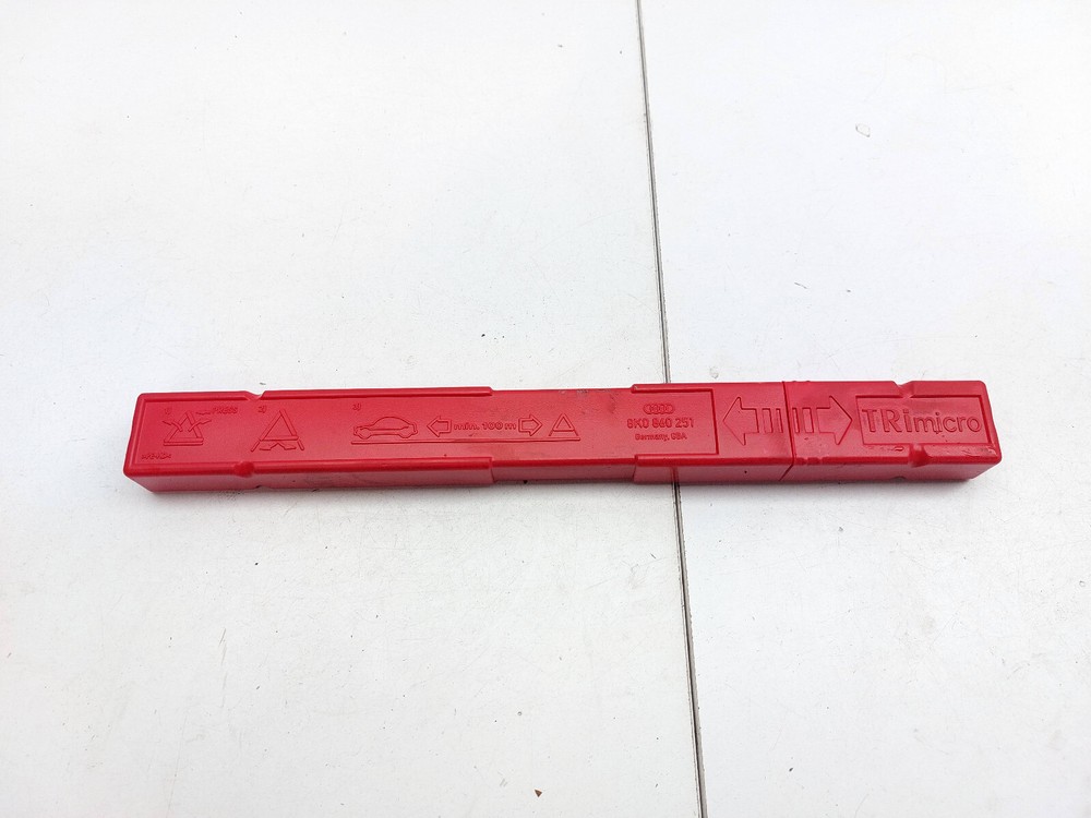 AUDI Q5 8R 2012 EMERGENCY WARNING HAZARD TRIANGLE 8K0860251