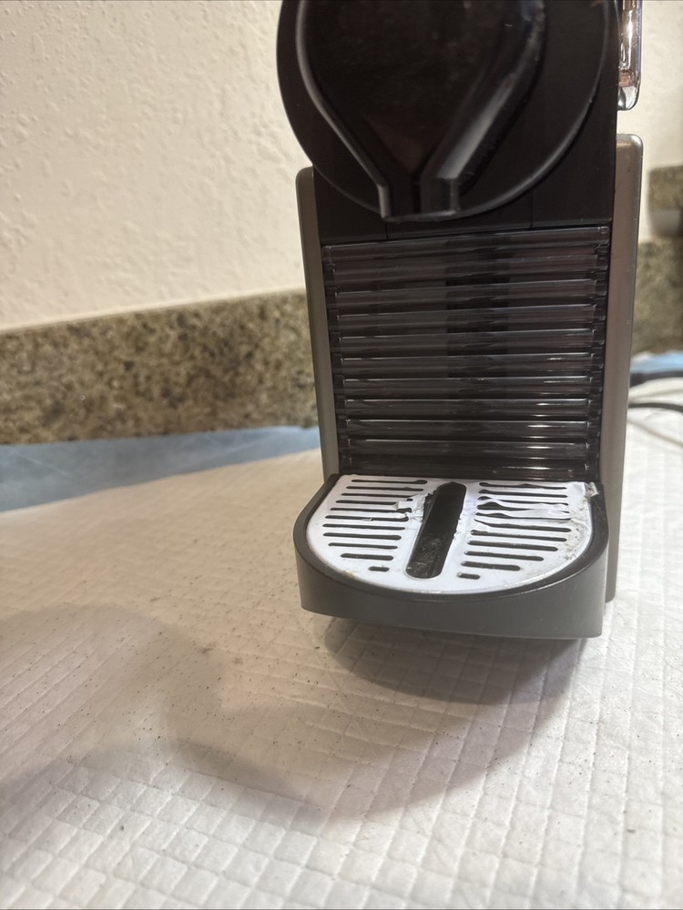Nespresso Pixie Type C60 Espresso Coffee Pod Machine Maker Missing Detal