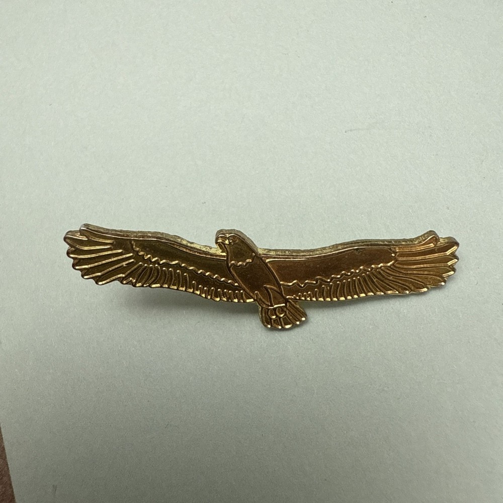Gold Colored Flying Eagle Lapel Hat Tie Pin
