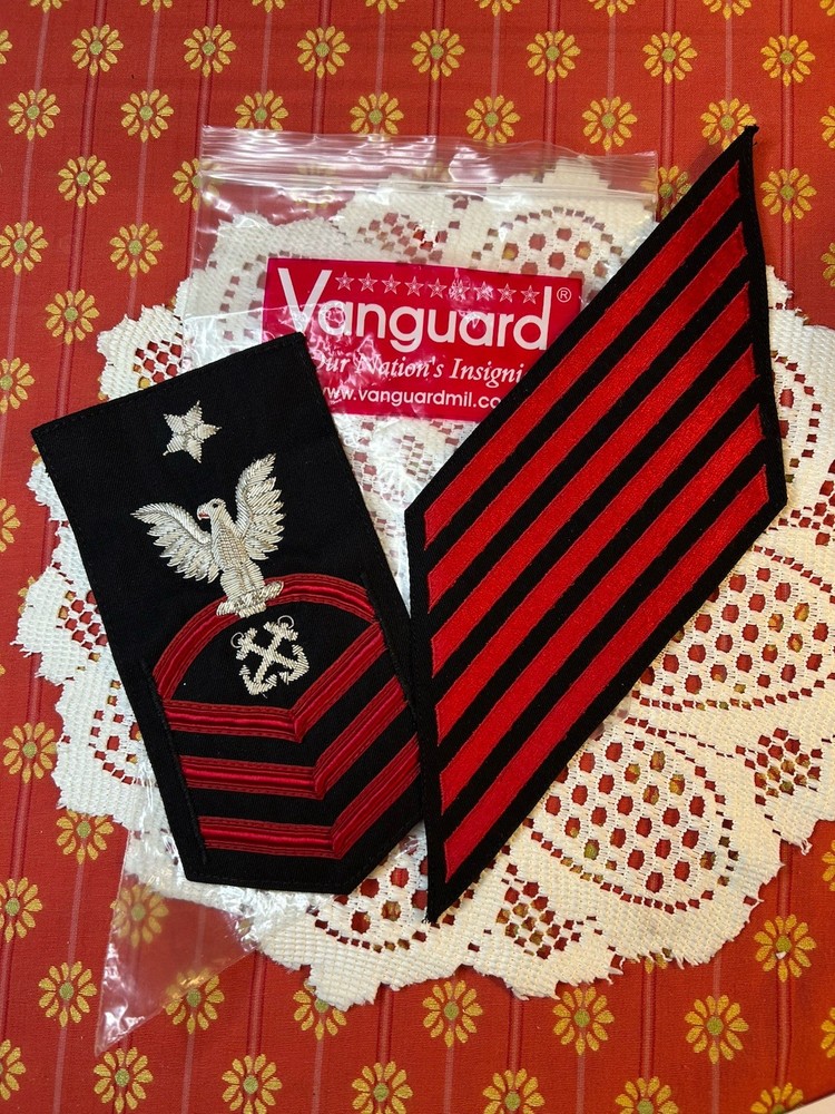 Vanguard US Petty Officer First Class (E-6) Rating Badge.