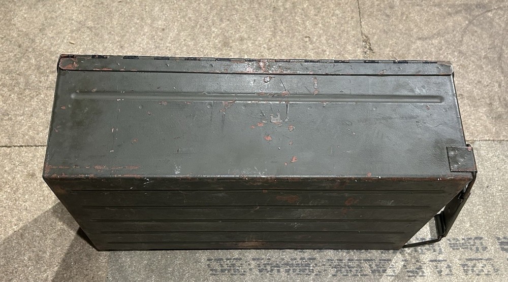 Italian Post War Brn Mag Box