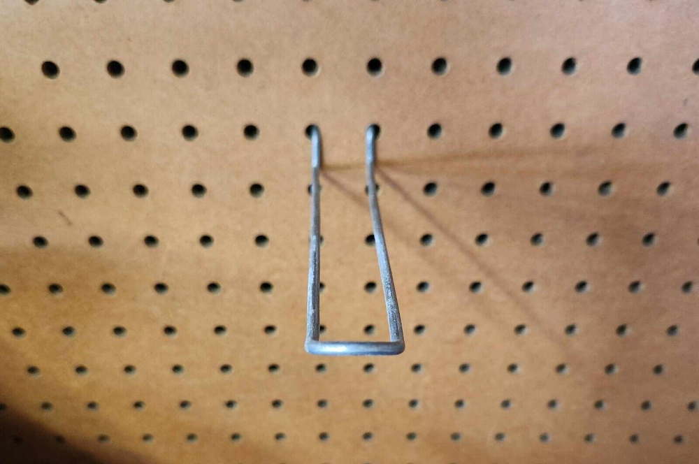 Dorman 6" Closed Loop Style Pegboard Hooks Fits 1/4" Pegboard 25 Pcs.