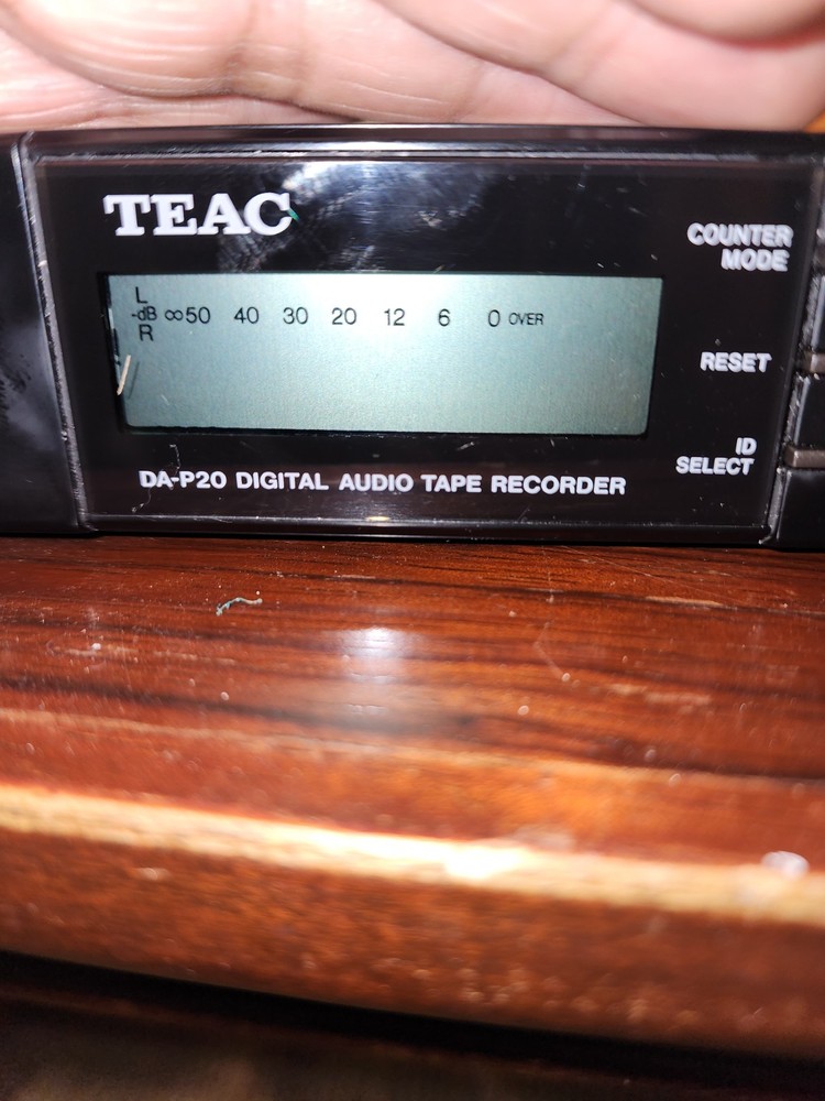 grabadora DAT portátil Teac DA-P20