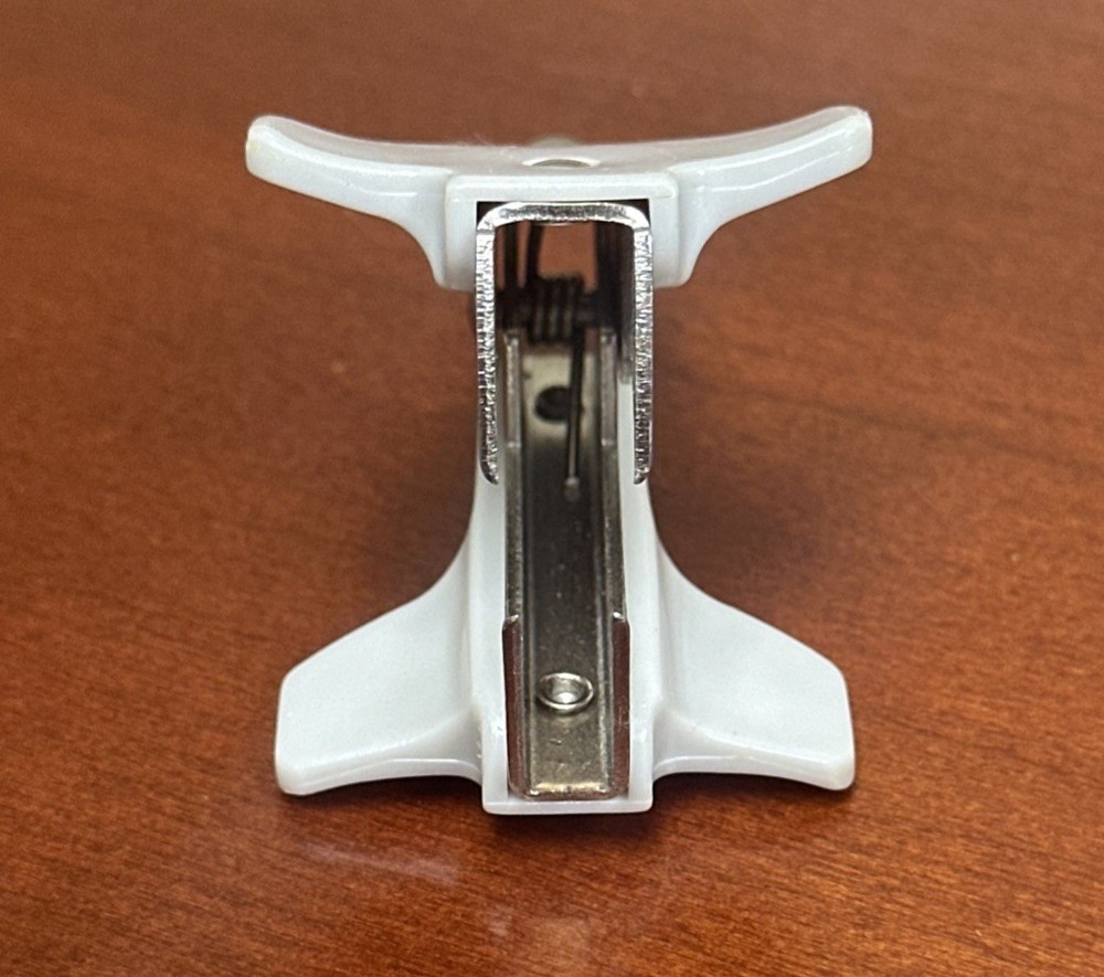 VTG Swingline Staple Puller Remover Cream Gray Color