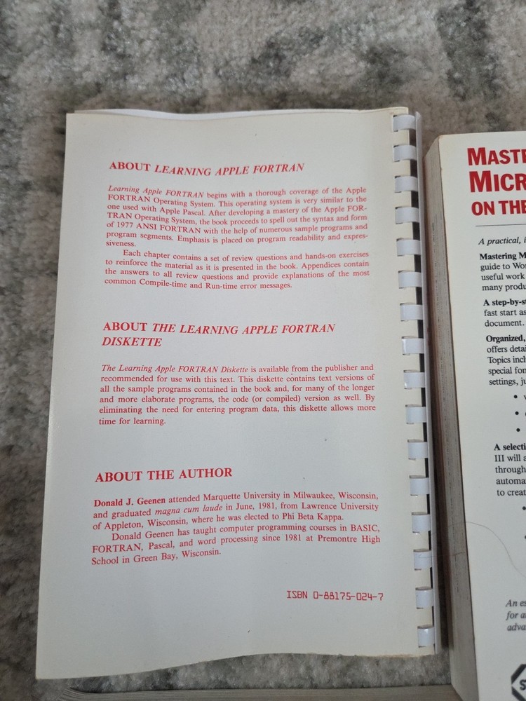 Lot ,Vintage Apple Computer 1980s Various Technical Guide Books