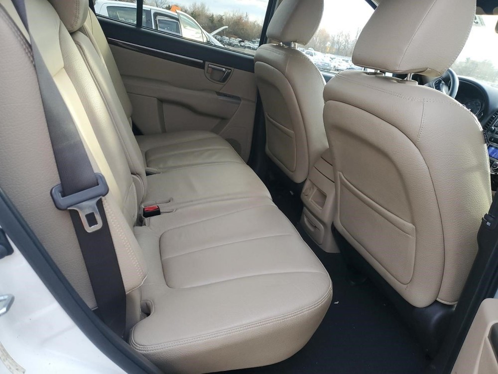SANTA FE 2010 Glove Box OEM