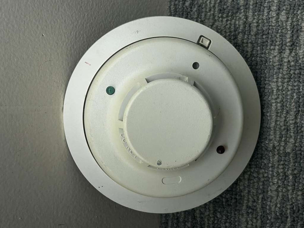 System Sensor 2W-B i3 Smoke Detector USED Tested Working - 13247