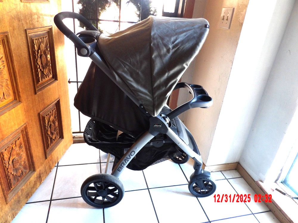 Chicco Bravo Quick Fold Stroller