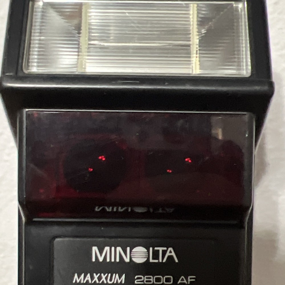 Minolta Maxxum 2800AF Shoe Mount Flash Works Great.