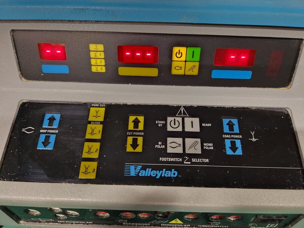 Pfizer ValleyLab Force 1C Solid-State ESU