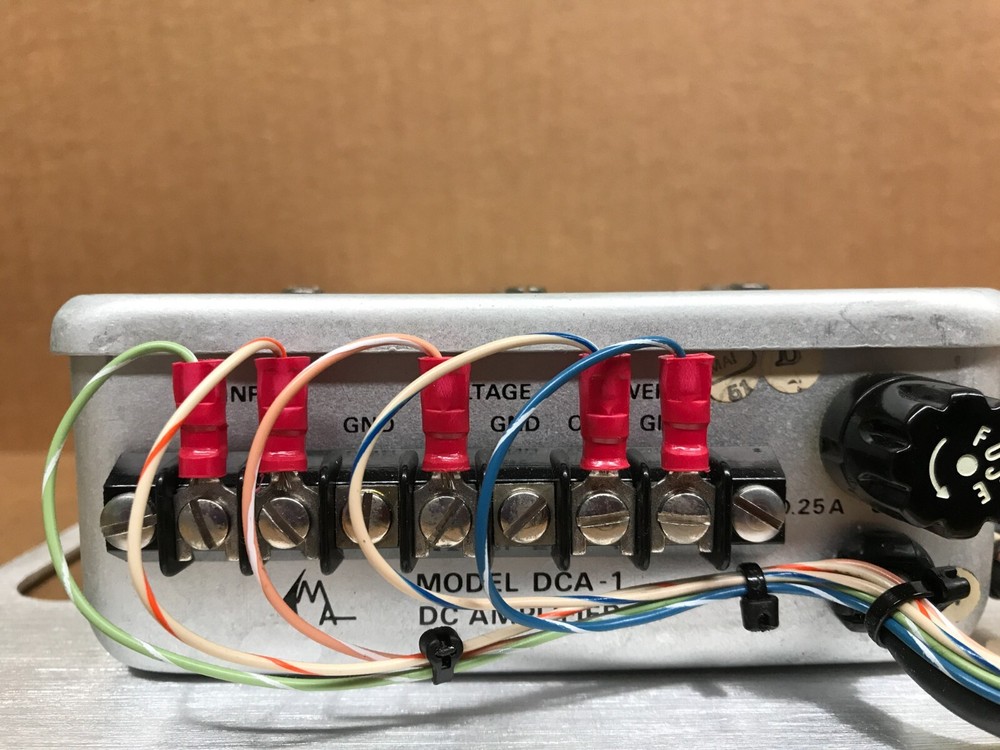DCA-1A DC AMPLIFIER