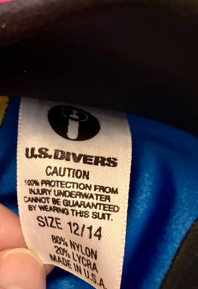 U.S. Divers Wetsuit Aqualung Size 12/14..