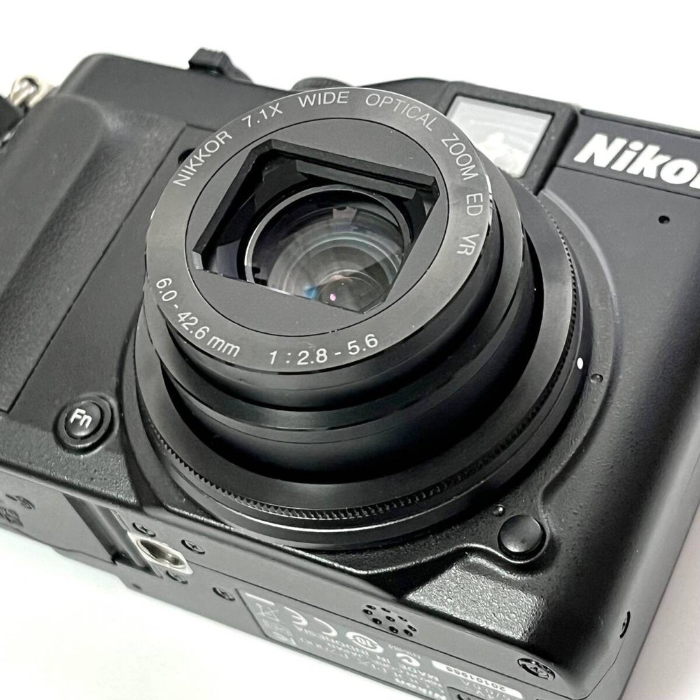 NIKON COOLPIX P7000 376483