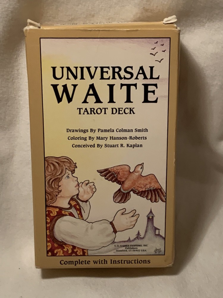 Universal Waite Tarot Deck Queen of Pentacles, with Pamphlet Complete.