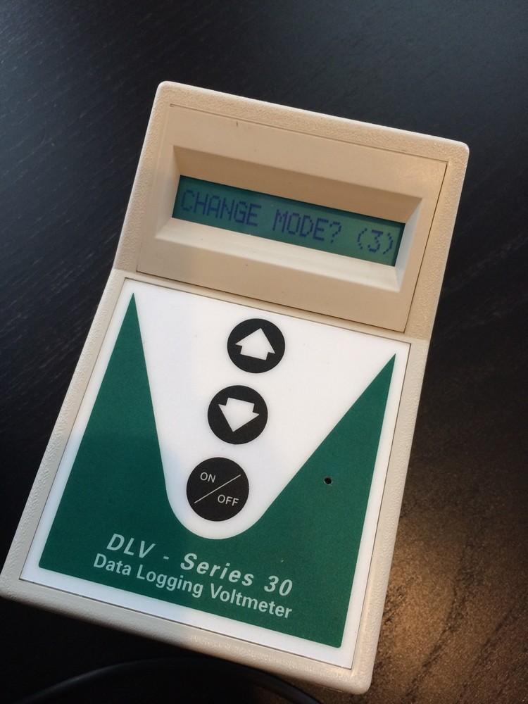 Data Logging Voltmeter Voltlogger With Case DLV-30 Battery Voltage Used