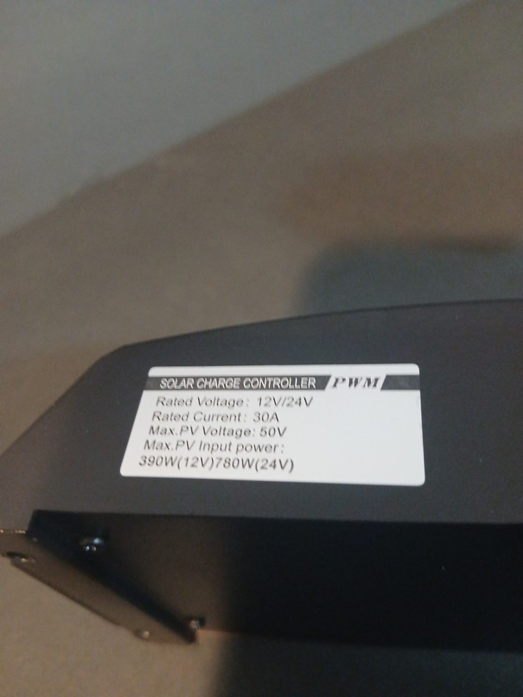 30A PWM Solar Panel Charge Controller 12/24V Auto LCD Display Dual USB Timer Set
