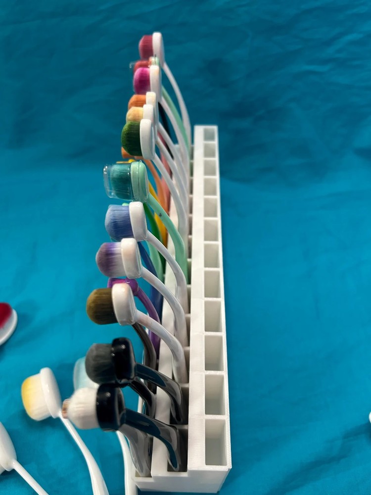 3D Printed Blending Brush Holder - 36 slots