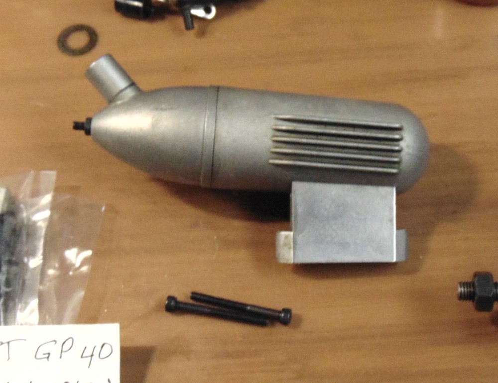 Thunder Tiger GP 40 RC Model Airplane Engine.. nice 3