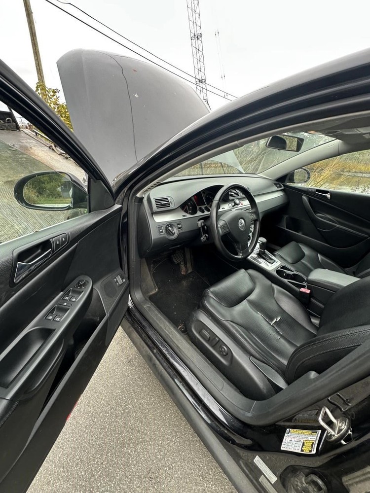 PASSAT 2008 Glove Box OEM