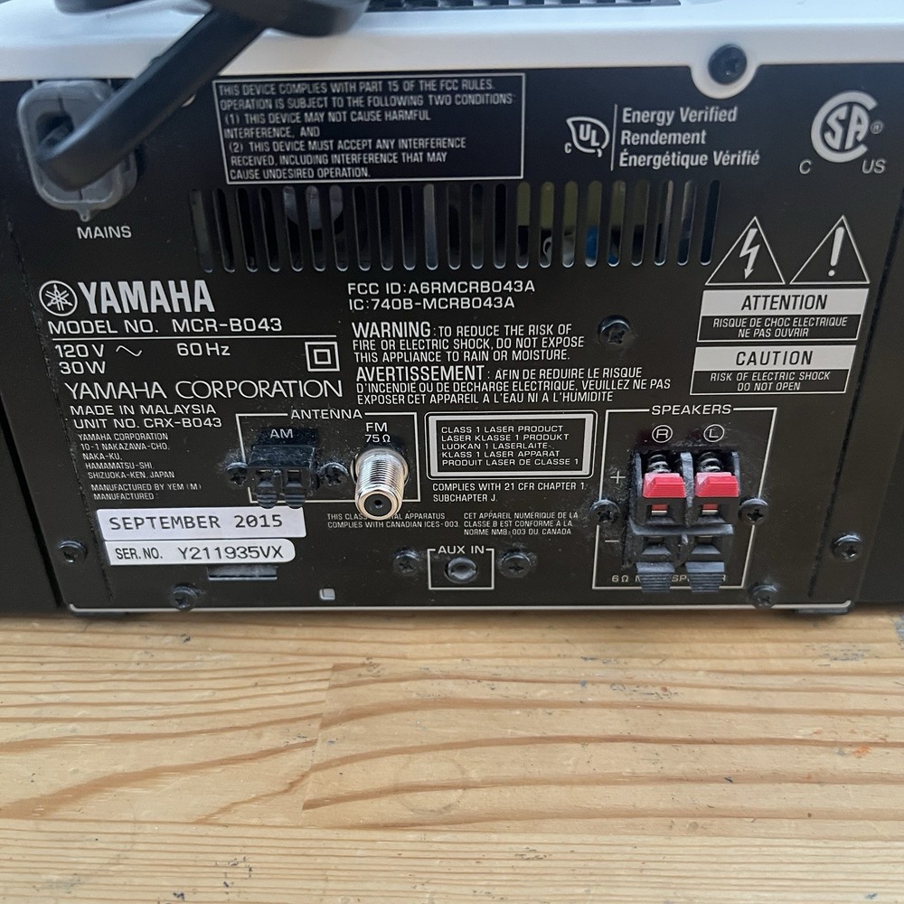 YAMAHA MCR-B043 Micro component