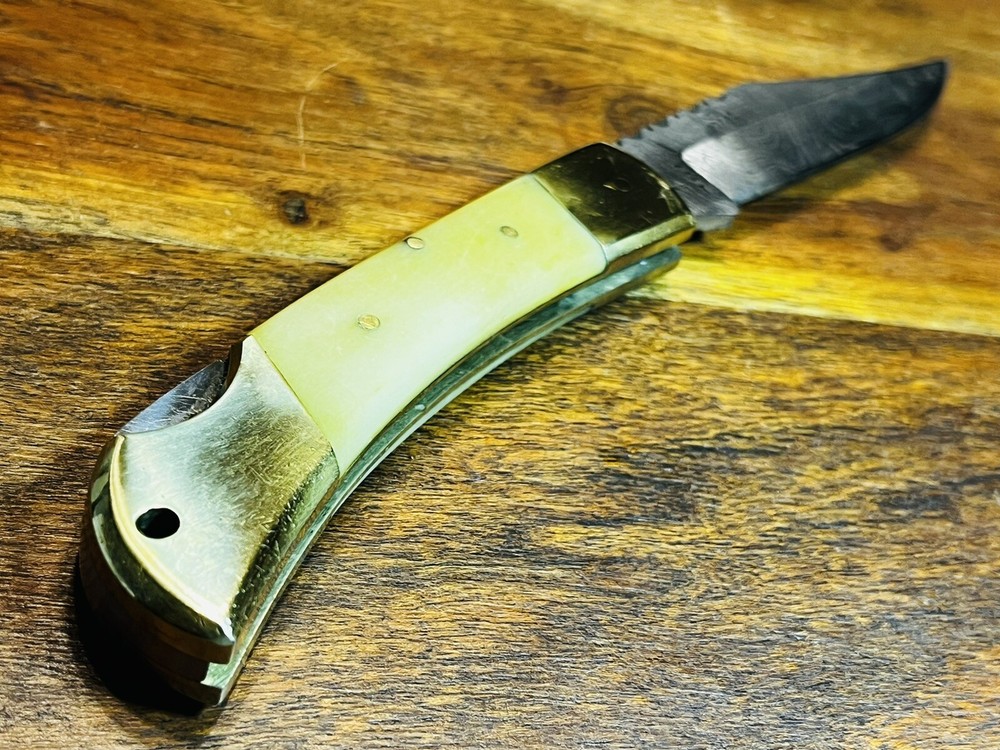 CROCO KNIVES DAMASCUS STEEL BLADE Folding Knife BONE handle