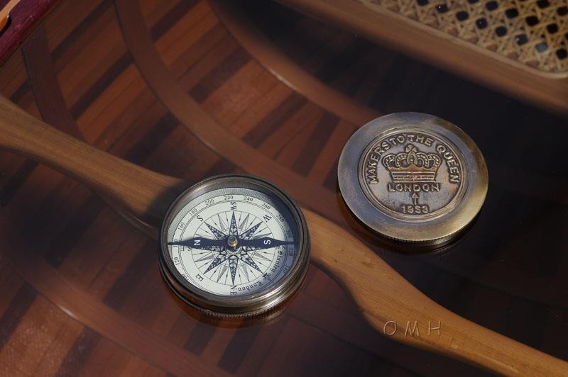 Antique-Style Brass Compass with Leather Case