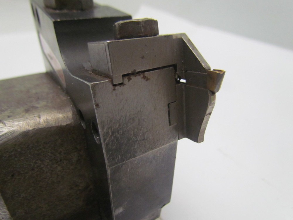 Machester 206-157 Tool Holder w/left Hand Separator carbide insert