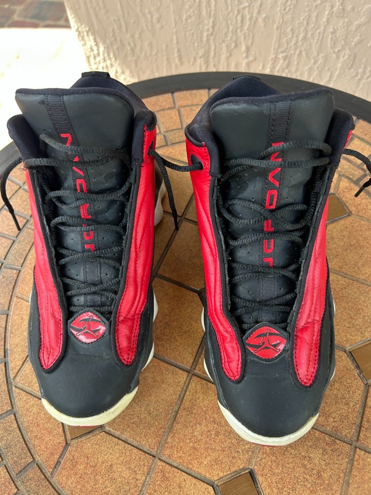 Jordon Snekers Boys size 6Y