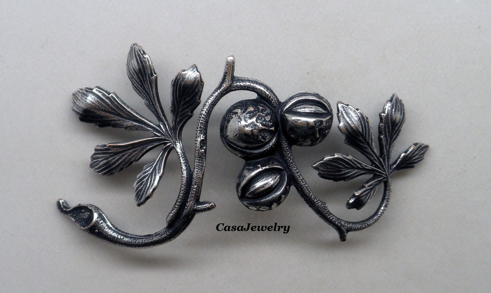 #6186 ANTIQUED STERLING SILVER PLATED LEAF W/NUTS PLIABLE COMPONENT - 1 PC
