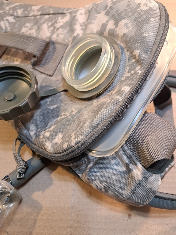 Skilcraft Hydramax Maximum Hydration System Stinger Bladder Camo Pack 100 oz.