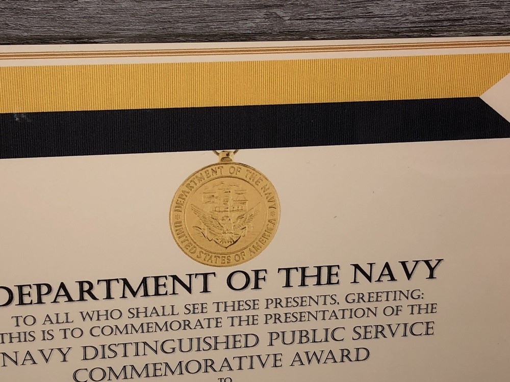 NAVY DISTINGUISHED PUBLIC SERVICE COMMEMORATIVE AWARD CERTIFICATE Type-1