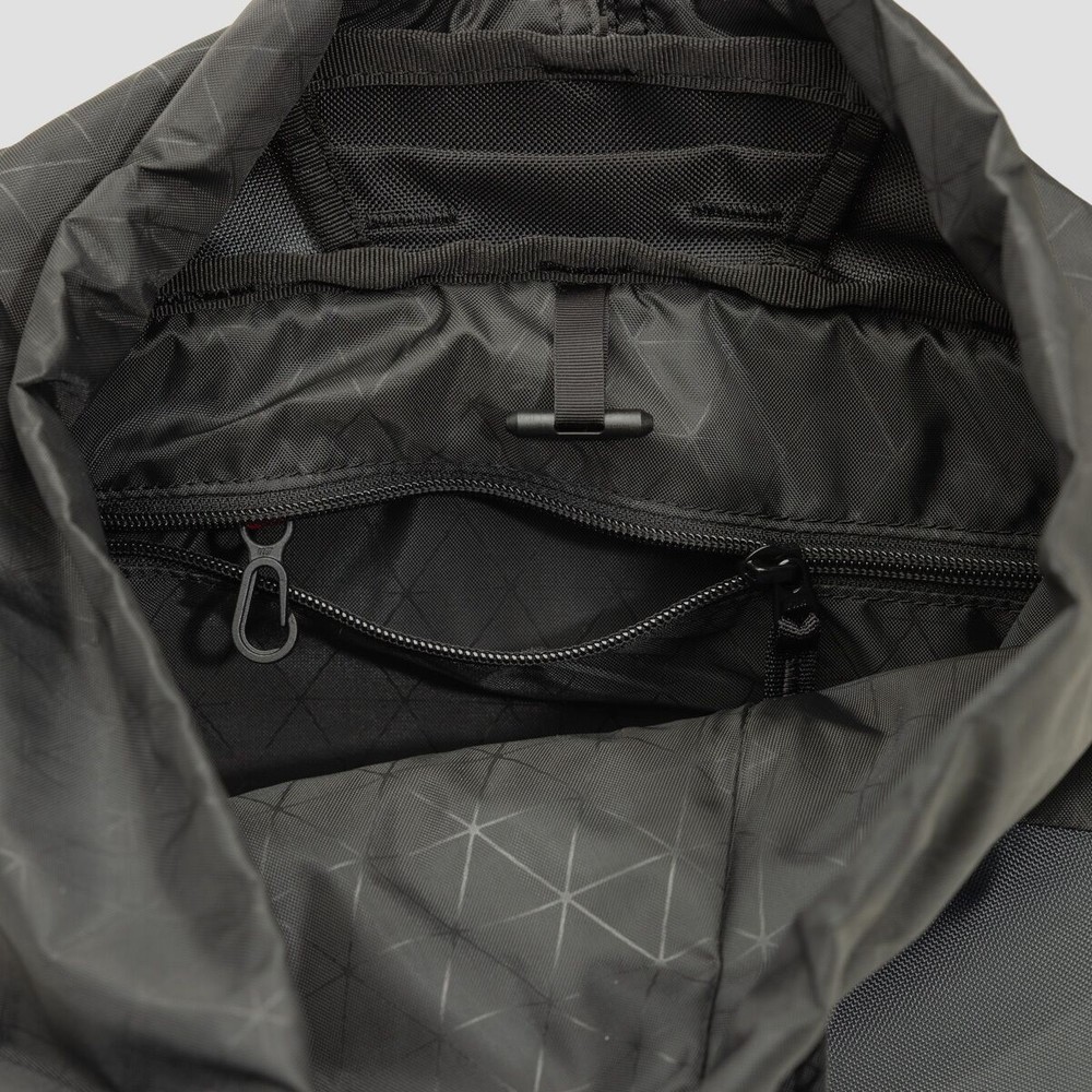 Black Diamond Rock Blitz 15L Backpack
