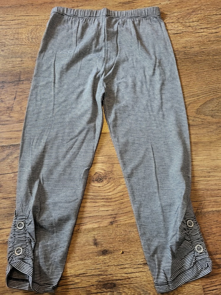Navy/White Cropped Leggings