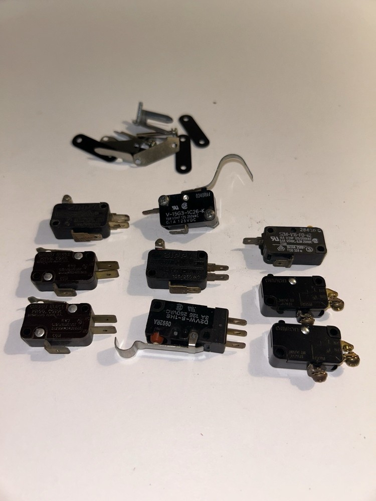 Assorted Micro Switches (Lot Of 9)