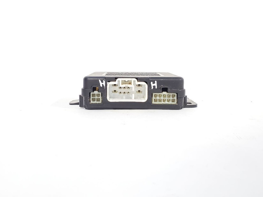 1997 Lexus LX450 OEM 08190-00921 Security System Control