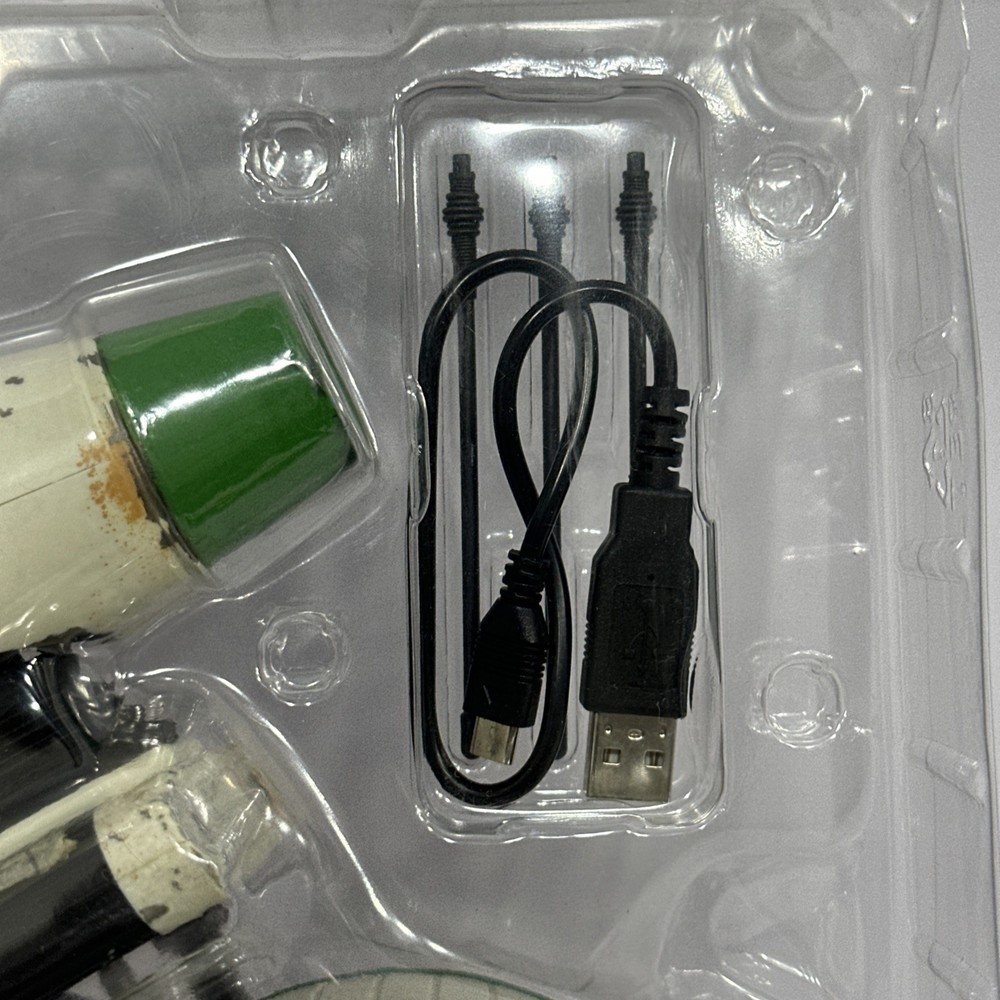 Star Wars D-O Interactive Droid Bluetooth Box Damaged