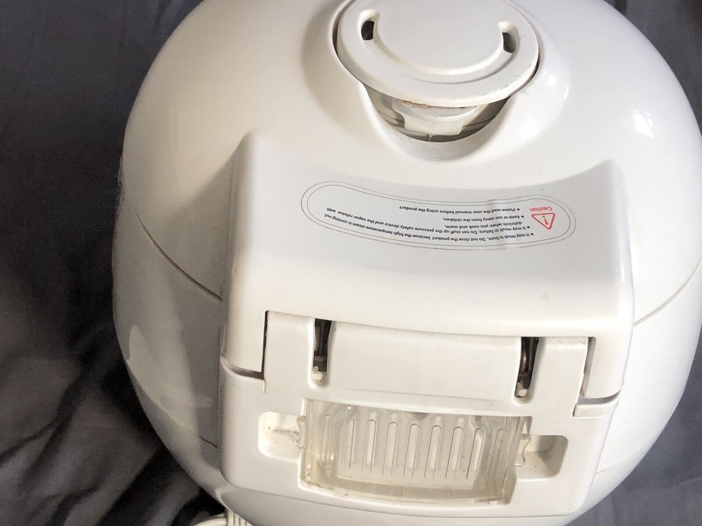 Cuchen Rice Cooker Model WM-0610US