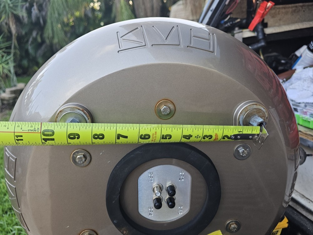 kvh tracvision 5 18"
