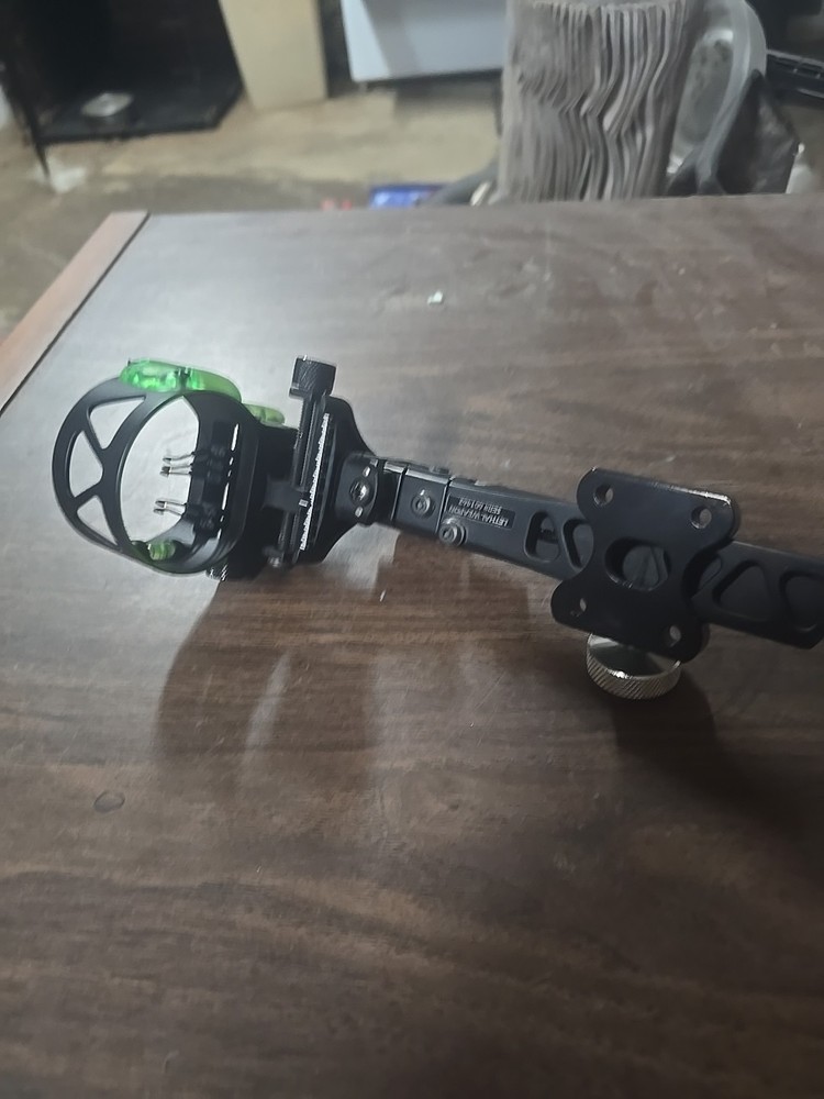 SureLoc Lethal Weapon Sight