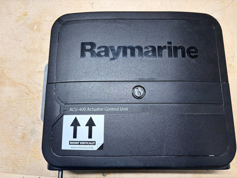 Raymarine ACU-400 autopilot controller E70100