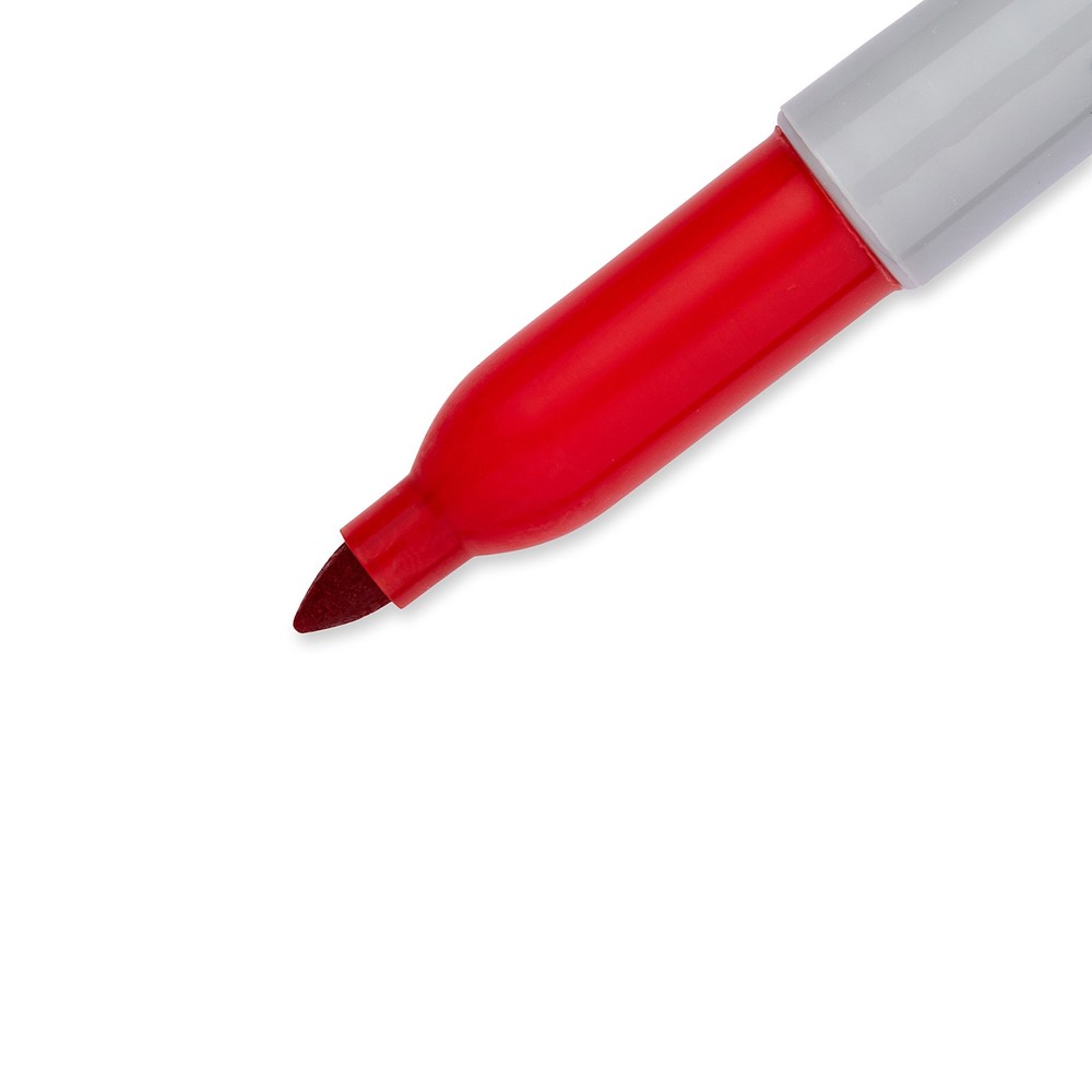 SHARPIE Permanent Markers, Fine Point 2 Count (Pack of 1), Red