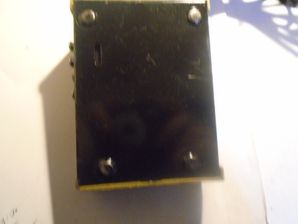 TYCO HOBBY TRANSFORMER NO 895, 10WATT VARIABLE AND FIXED OUTPUT 5-224-5