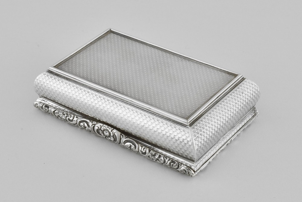 Antique William IV Scottish Solid Silver Large Snuff Box, (James Nasmyth, 1832)