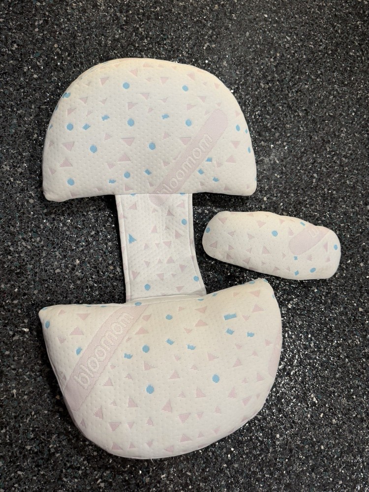 Bloomom Maternity Pillow Bump & Back Support