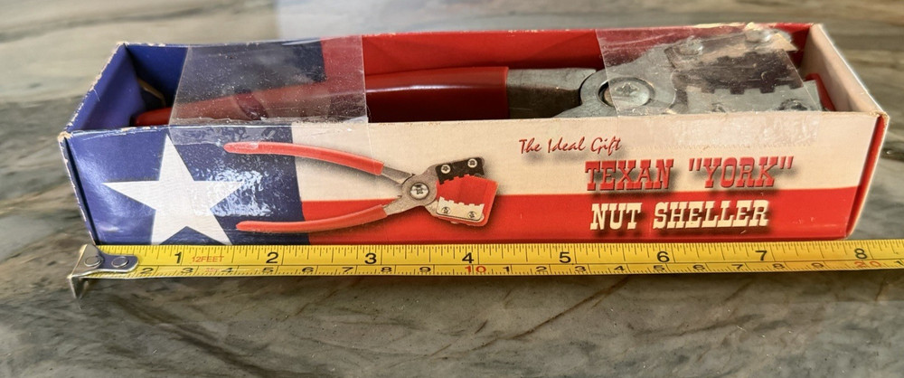 Texan "York" Nut Sheller