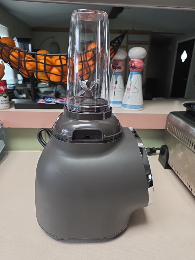 Sur La Table Flex Blend Hot/Cold Electric Blender Read Description.