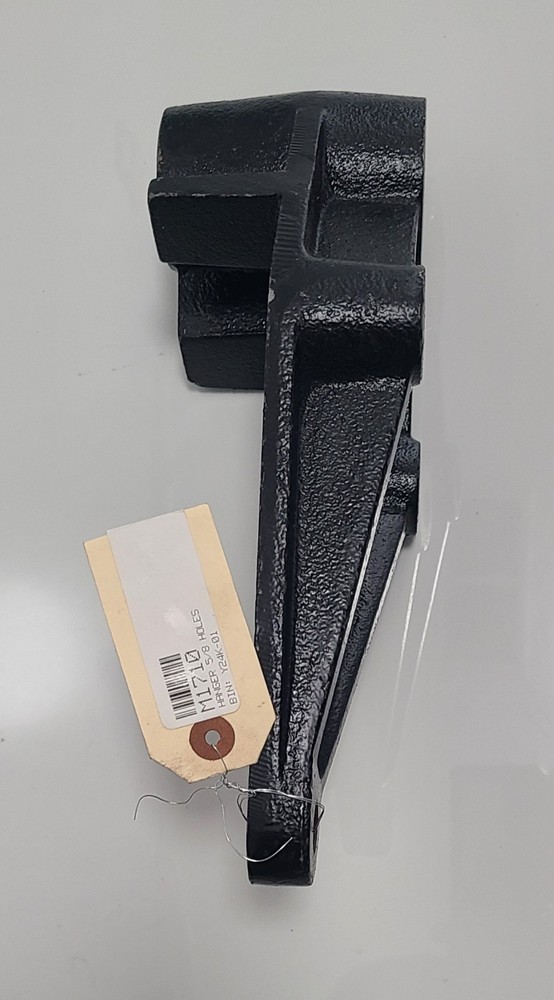M1710 HANGER 5/8 HOLES