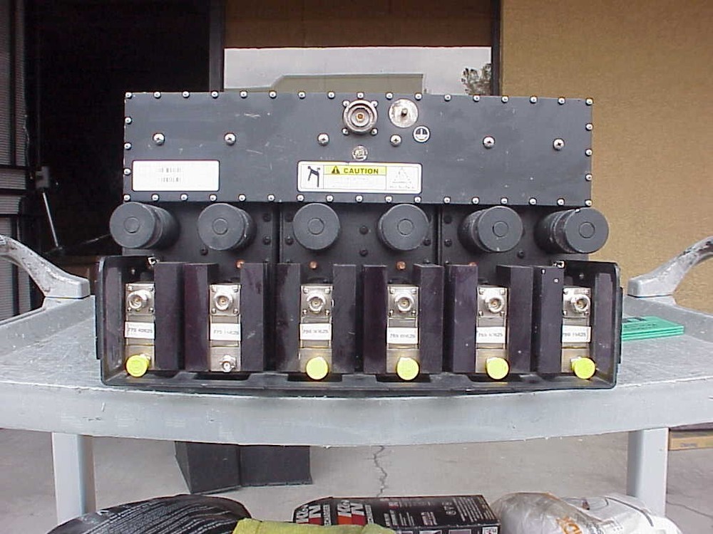Celwave 6 Channel 700 MHz Transmitter Combiner